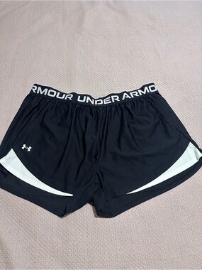 Women’s plus size 3x Under Armour Women's Black Athletic Shorts with White Trim